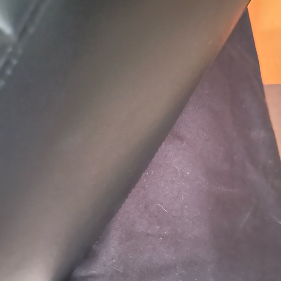 Medium Loulou Quilted Leather Shoulder Bag - Picture 12 of 12